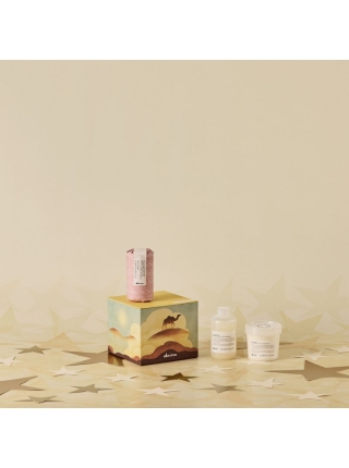 Подарунковий набір Davines LOVE Curl Box 2025
