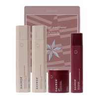Подарочный набор Davroe Moisture Senses Christmas Quad Pack для увлажнения волос, 325/325/200/300 мл